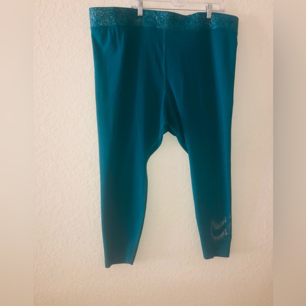 Plus Size Nike Leggings